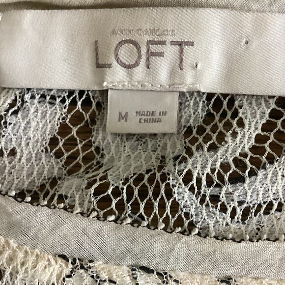 Ann Taylor LOFT Floral Lace Pleat-Ribbon Ruffle Accent Top M 151L - Picture 6 of 7